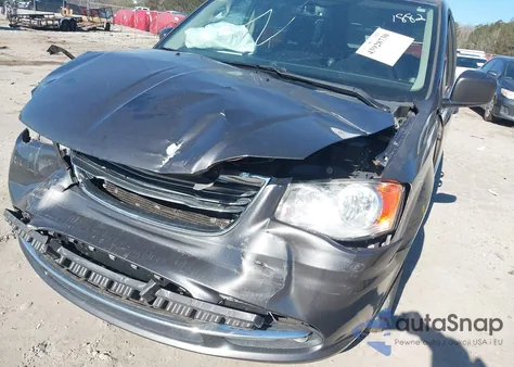 2016 Chrysler Town & Country Touring из США, поврежденный, VIN 2C4RC1BG9GR231882